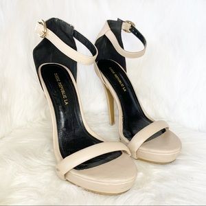 Shoe republic LA strappy platform sandal sz 8